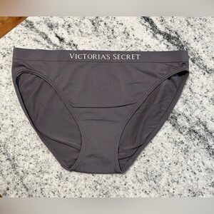 NEW Victoria’s Secret Gray Logo Seamless No Show Bikini panties VS small S